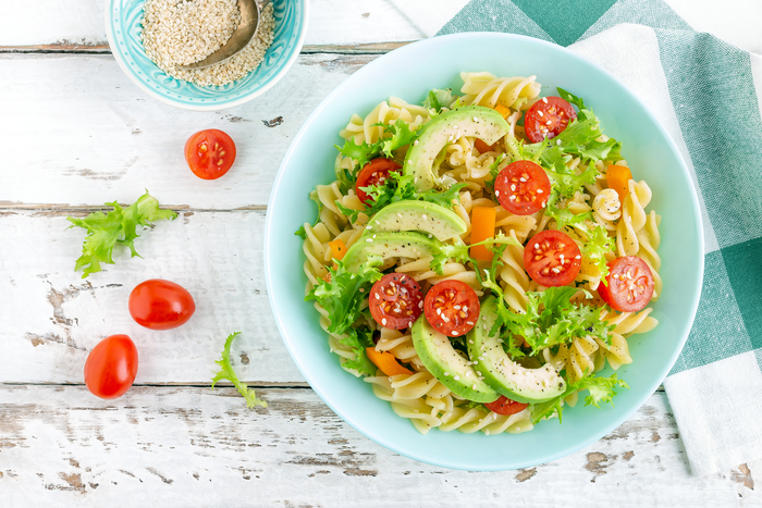 Pasta avocado e pomodorini